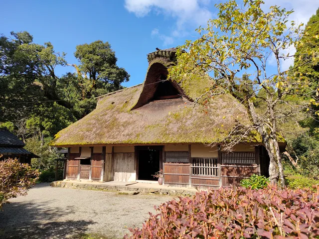Senko-no-Ie (Former Tsubokawa Residence)