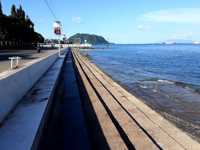 Pantai Dok 2 Jayapura