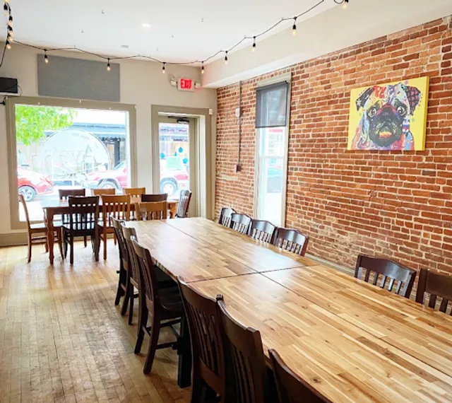 Ava's Pizzeria & Wine Bar - Cambridge