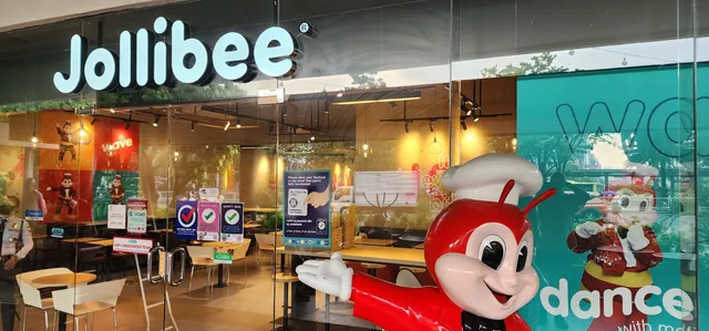 Jollibee | SM Mall of Asia