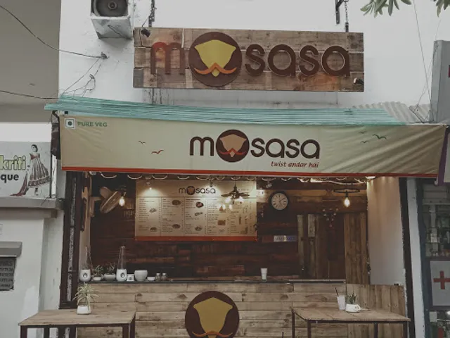 BMC x Mosasa - Aliganj