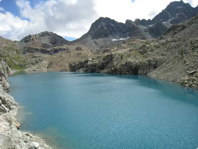 Lago Pirola