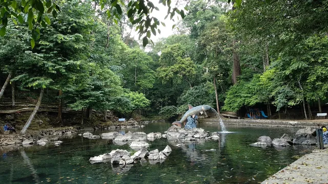 Obyek Wisata Prabu Siliwangi (Makom Keramat Prabu Siliwangi)