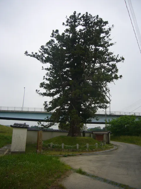 黒塚（安達ケ原鬼婆伝説）