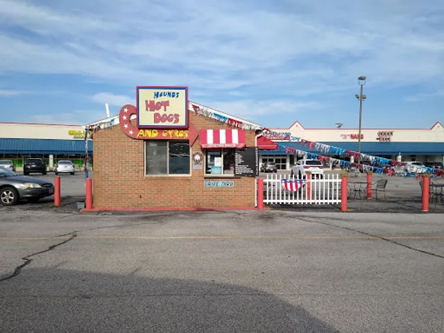 Hounds Hot Dogs & Gyros