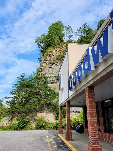 Prestonsburg Village