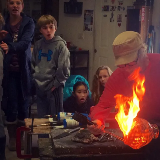 Crucible Glassworks:Glass Studio and Gallery