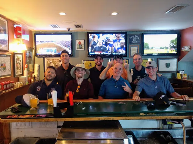 Juliano's Pub & Grill