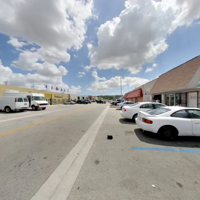 Las Americas Supermarket