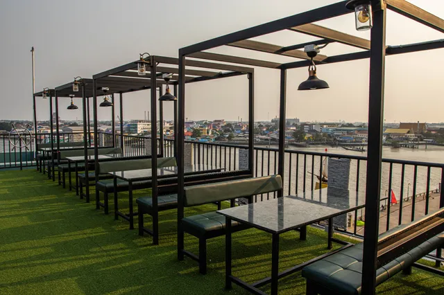 S-Pier 1964 Restaurant Pier