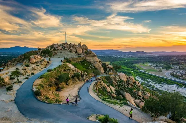 Mount Rubidoux North Trail