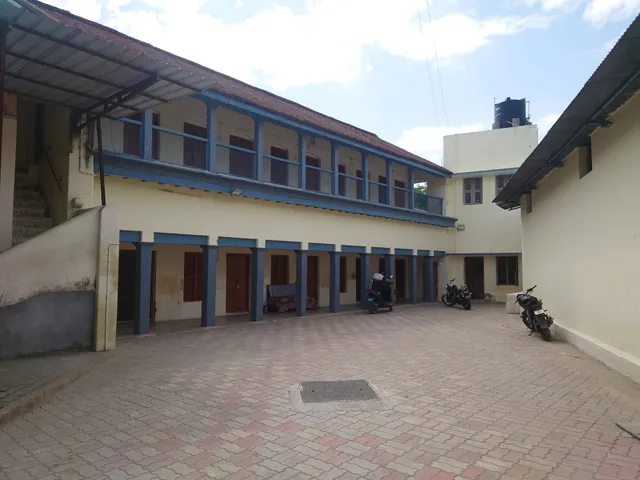 SPOT ON Masilamani Mudhaloyar Lodge