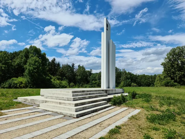 Památník bitvy u Tachova