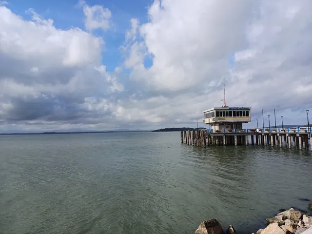 Passeggiata lungolago