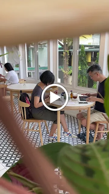 Curio Coffee Roaster & Cafe @ Jalan Ipoh