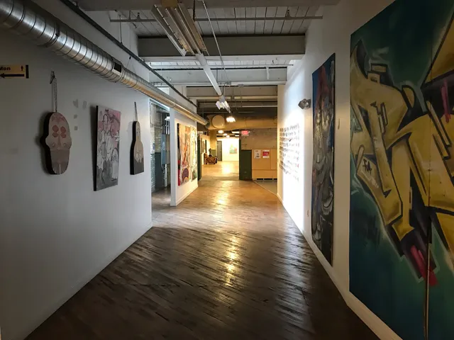 The Alternative Gallery
