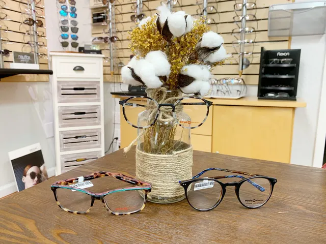 Flamingo Falls Eye Care