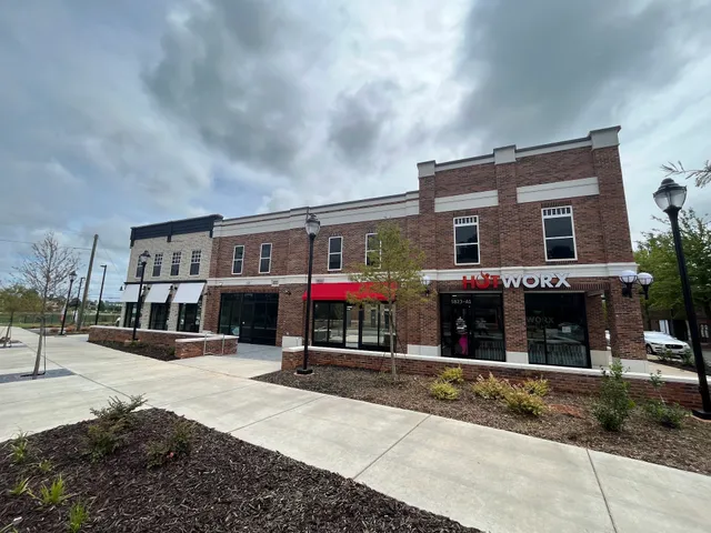 HOTWORX - Charlotte, NC - Highland Creek