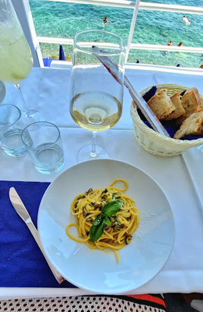 Belmare Residence Restaurant & Beach Club