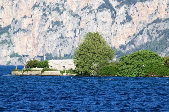 Isola di Trimelone