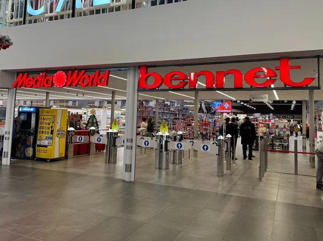 MediaWorld Montano Lucino Xpress