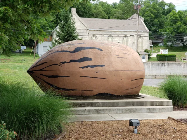 World's Largest Pecan