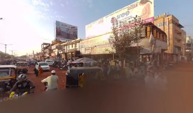 Green Land Bar & Restaurant