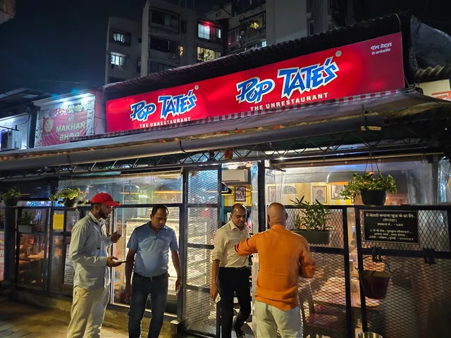 Pop Tate's Seven Bungalows Andheri