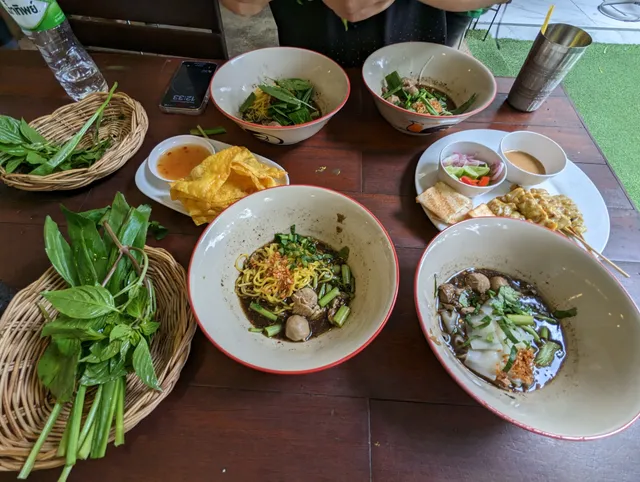 แม่ตุ๊กก๋วยเตี๋ยวเรือ ต้นตำหรับสาขาพัทยา