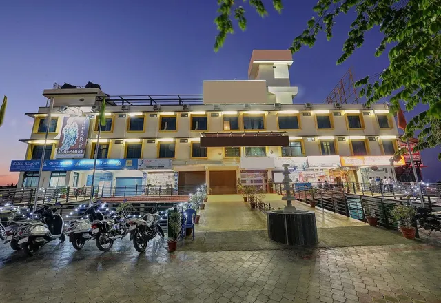 Hotel Samanvi International