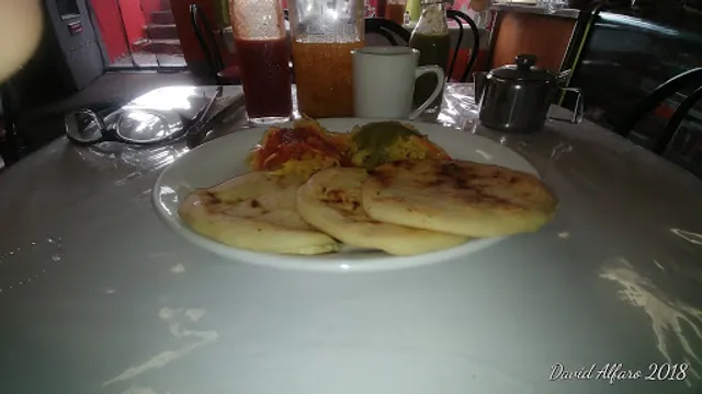 Mama sofia pupuseria