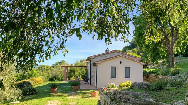 il Nido del Falco nelle Antiche Mura