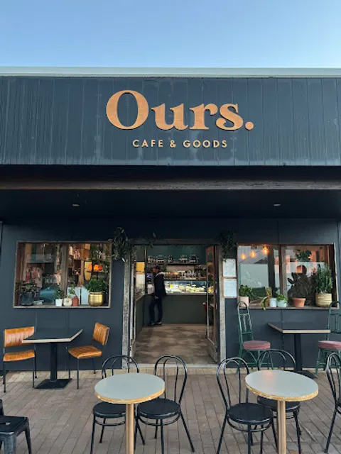 Ours. Café & Goods