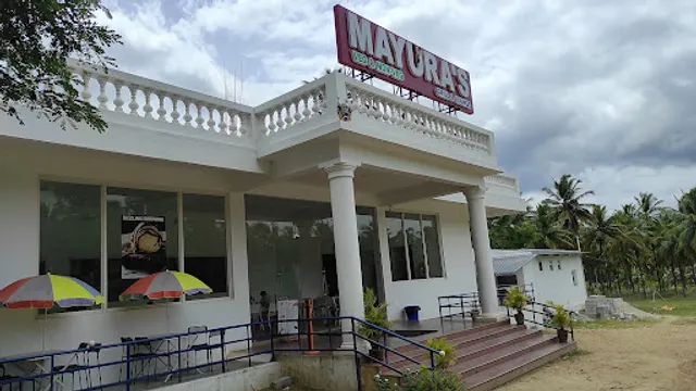 Mayura's Grill & Lounge