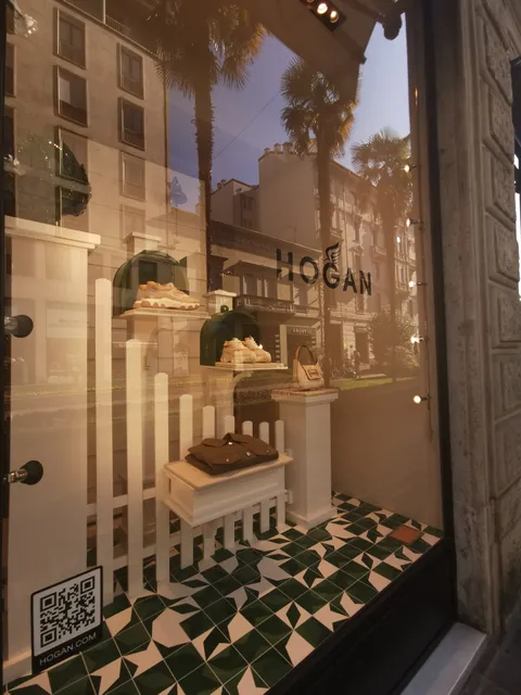 Dev (Tod's Hogan Fay)