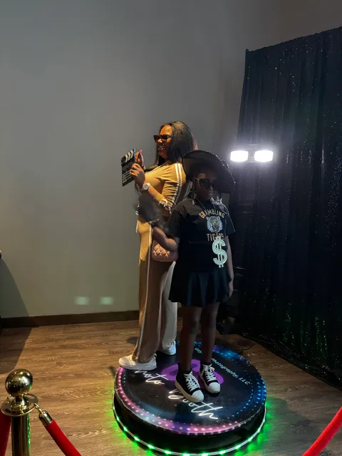 Gayosso Photography, LLC