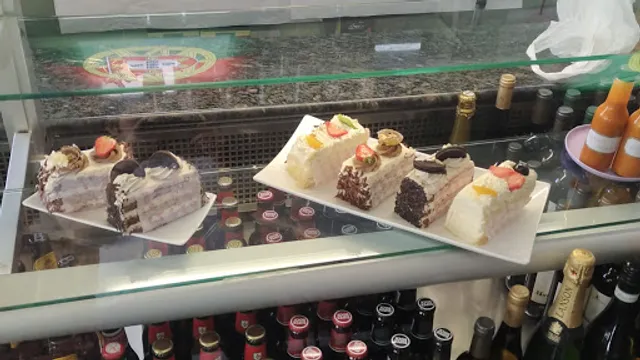 Stella's Grill House & Bar