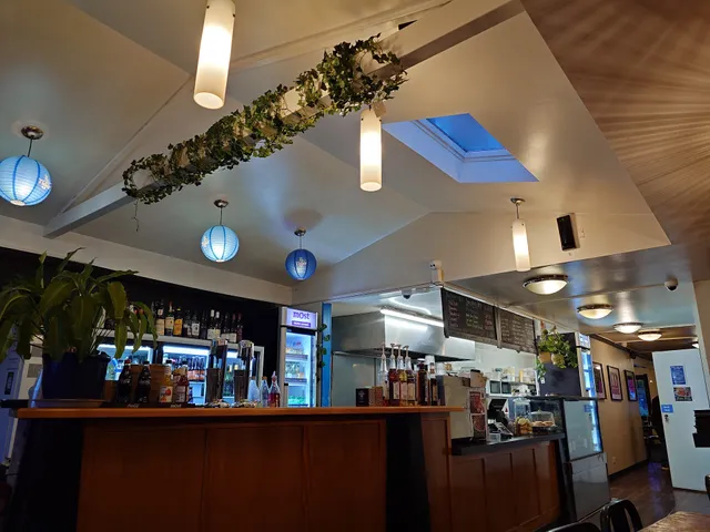 Eden Cafe & Restaurant