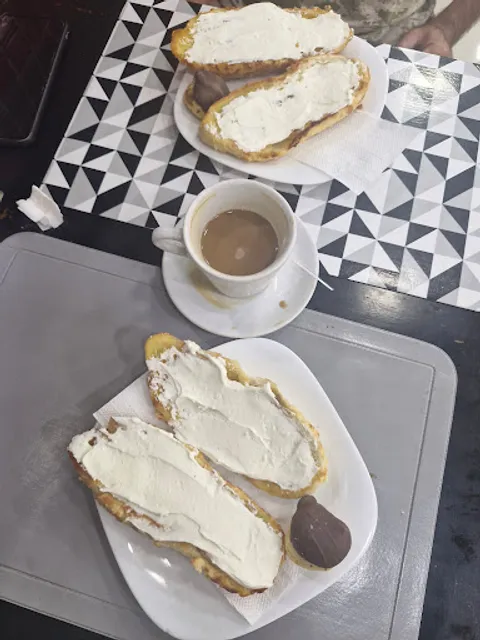 Paes E Doces Familia Parque Ltda