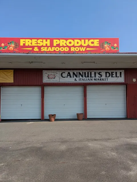 Cannuli's Produce