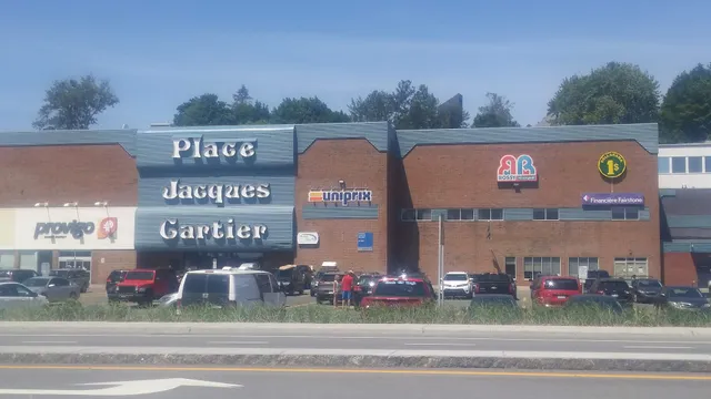 Jacques Cartier Shopping Mall