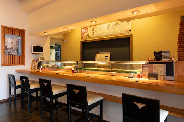 おさかなダイニング鮨天