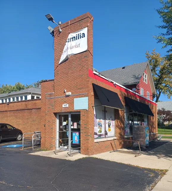 La Familia Fresh Market