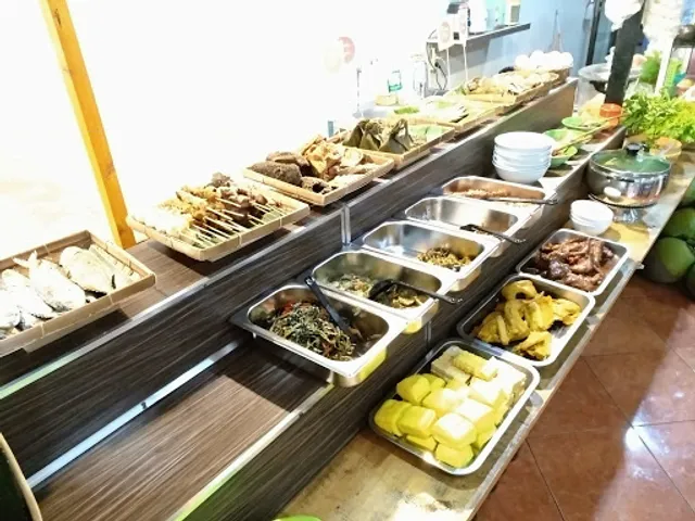 Warung C'Mar Food Court