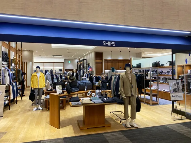 SHIPS 西宮ガーデンズ店