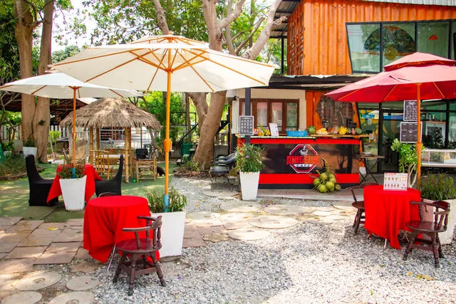 RINGSIDE CAFE PATTAYA