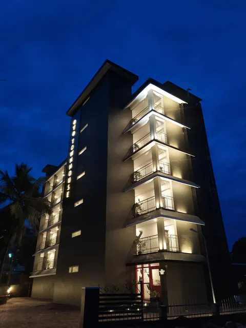 OYO Townhouse 061 GCDA Kakkanad Signal