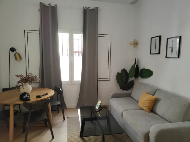 Suites Maestranza - Santas Patronas by Magno Apartments