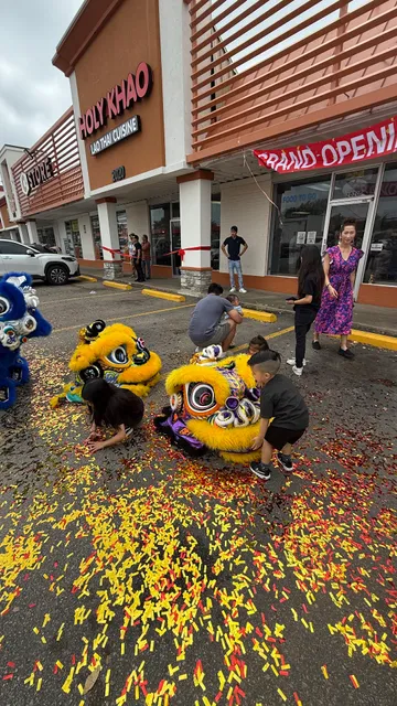 Holy Khao Lao Thai Cuisine