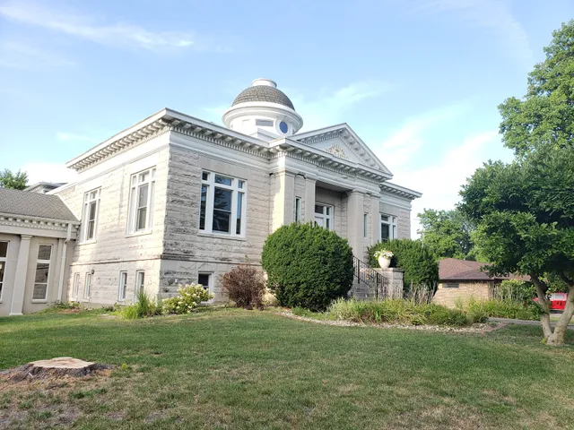 Arcola Public Library
